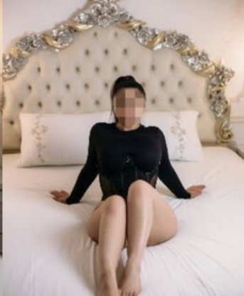 Опытная и раскрепощенная дама готова подарить море удовольствия и страсти искушенному ценителю. Гарантирую, не пожалеешь! 8570, 25 лет